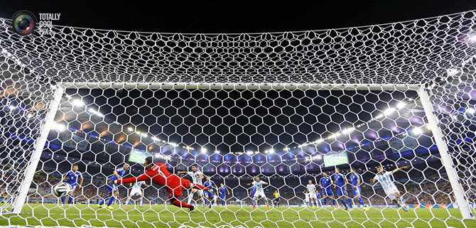 Самые яркие моменты чемпионата мира по футболу 2014 (30 фото. продолжение) Самые яркие моменты чемпионата мира по футболу 2014 (30 фото. продолжение)