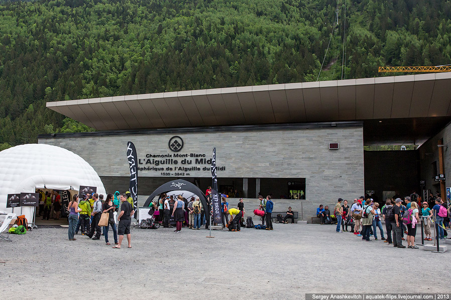 Горная вершина Aiguille Du Midi во Франции