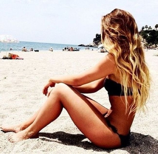 Девушки в бикини