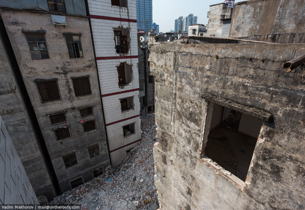 Крыши и трущобы Гуанчжоу