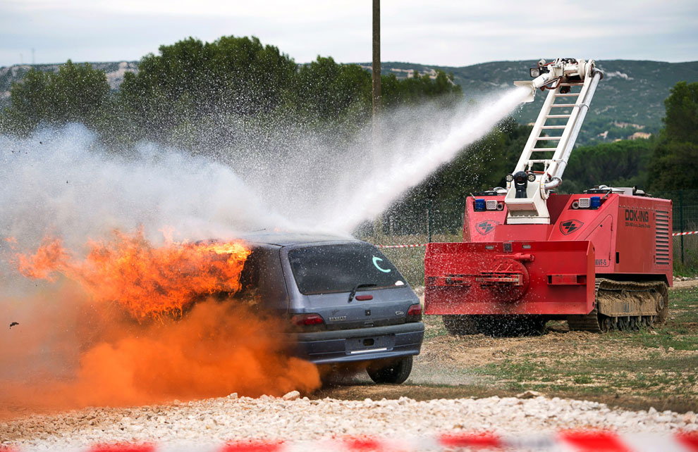 Роботы на работе Роботы на работе