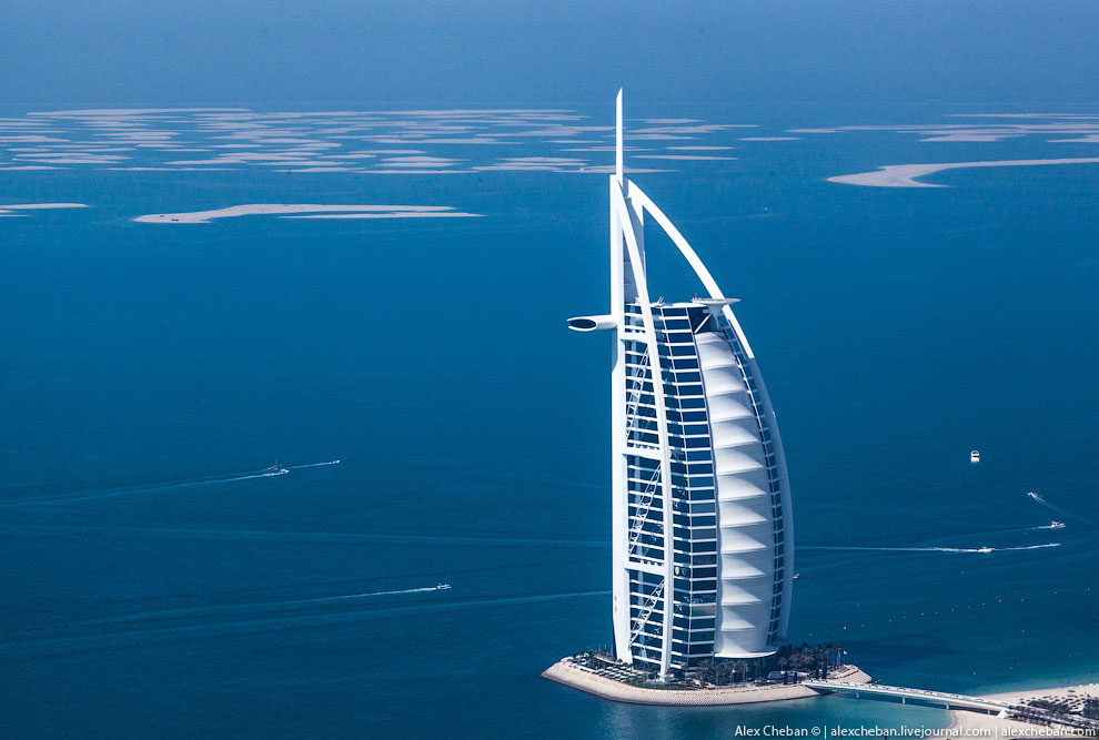 Теннис над облаками