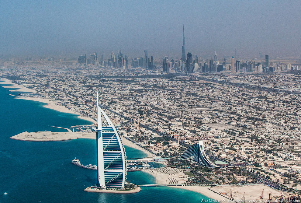 Теннис над облаками