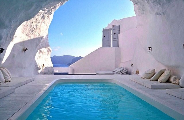 14 уникальных отелей, из которых не захочется уезжать