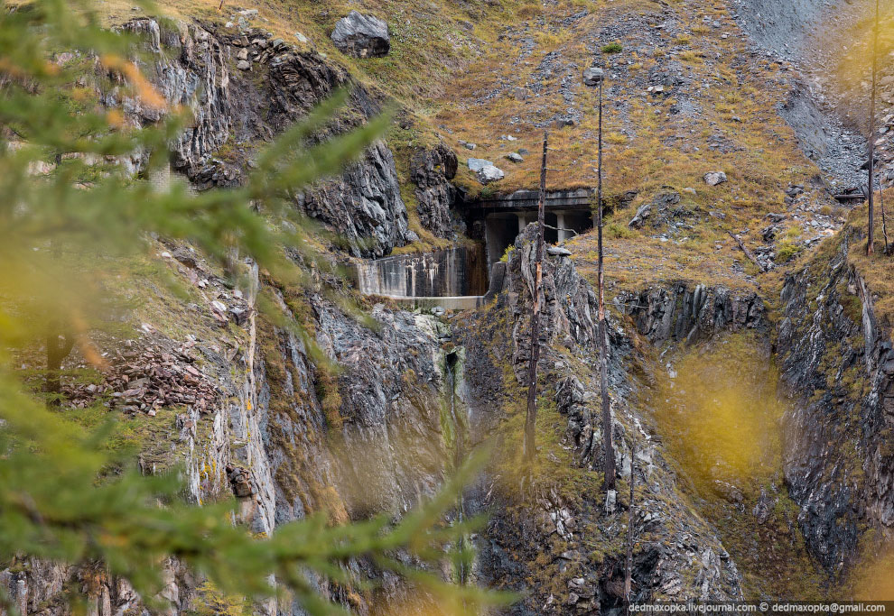 Плотина Мавосин в Швейцарии