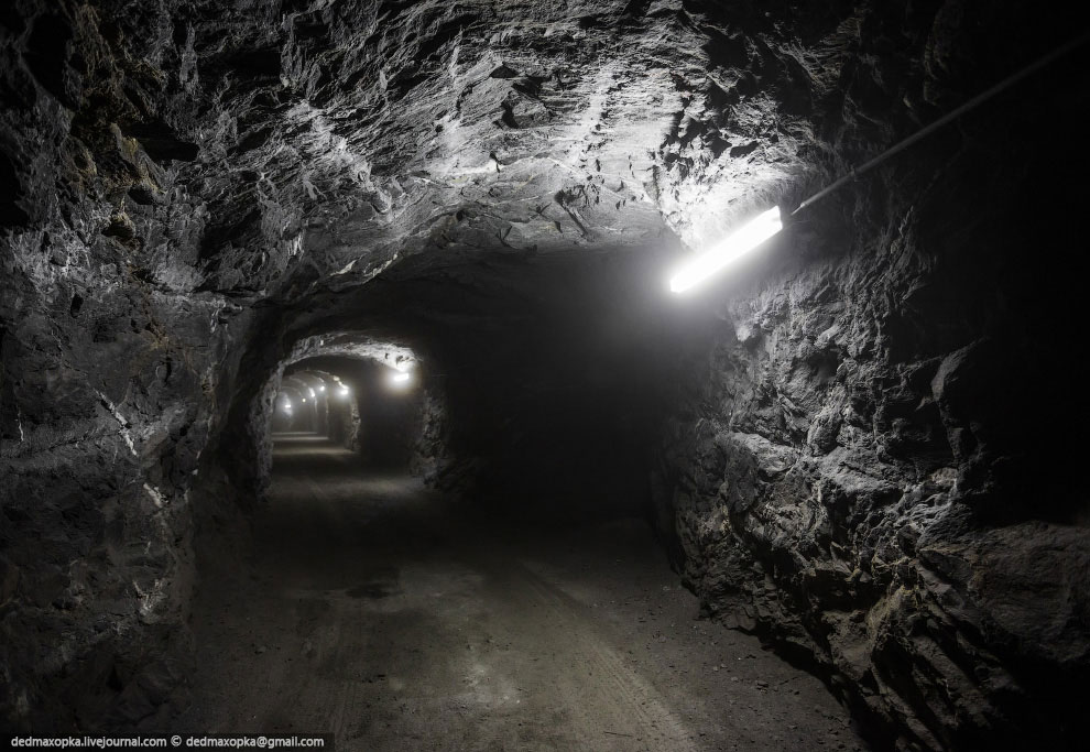 Плотина Мавосин в Швейцарии