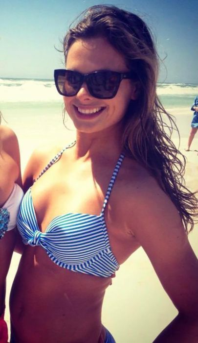 Красотки в бикини