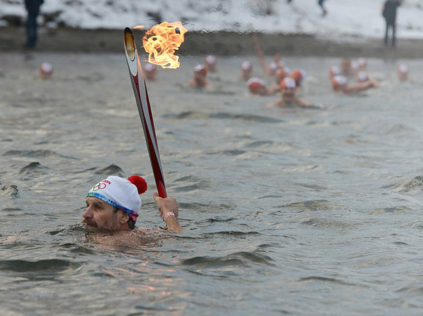 Самые яркие моменты путешествия Олимпийского огня 2014, глазами иностранных журналистов