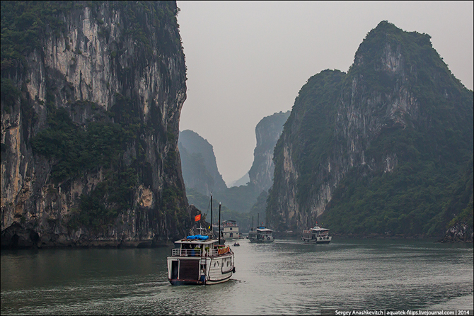 Путешествие на корабле по бухте Халонг