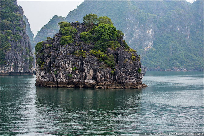 Путешествие на корабле по бухте Халонг