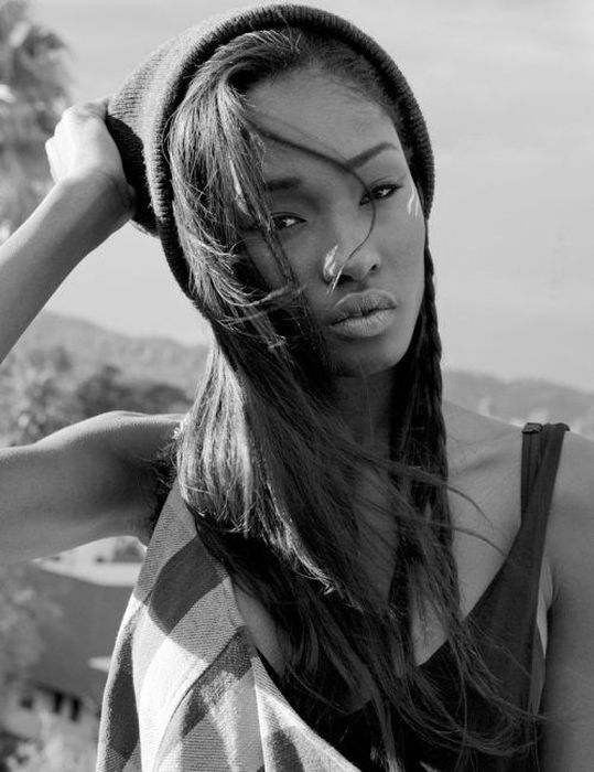 Красивые темнокожие девушки (50 фото)