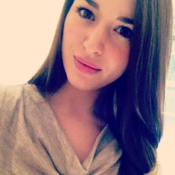 Девушки фотографируют себя (43 фото)