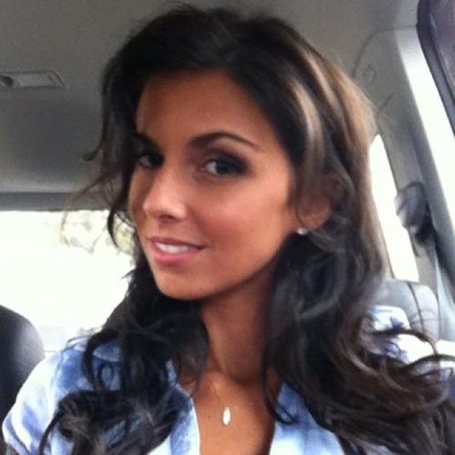 Девушки фотографируют себя (43 фото)