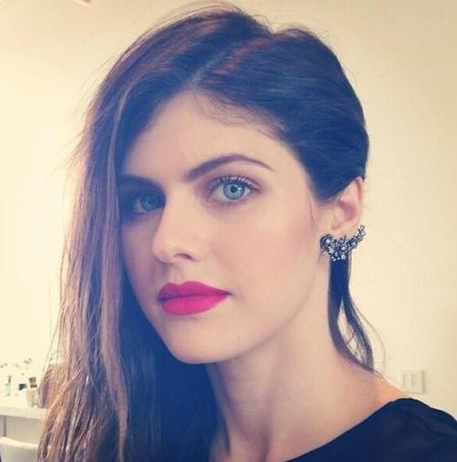 Девушки фотографируют себя (43 фото)