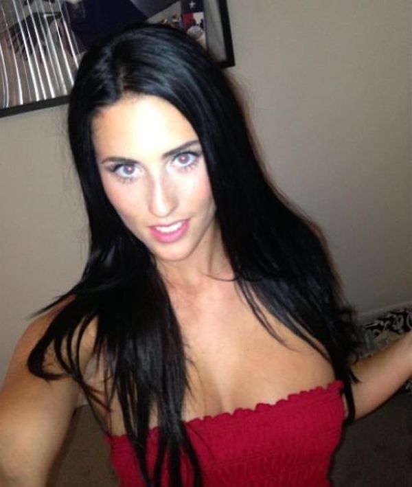 Девушки фотографируют себя (43 фото)