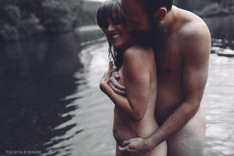 Интимная послеродовая фотосессия женщины, родившей 3 детей за 1 год и потерявшей уверенность в себе