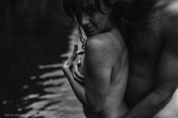 Интимная послеродовая фотосессия женщины, родившей 3 детей за 1 год и потерявшей уверенность в себе