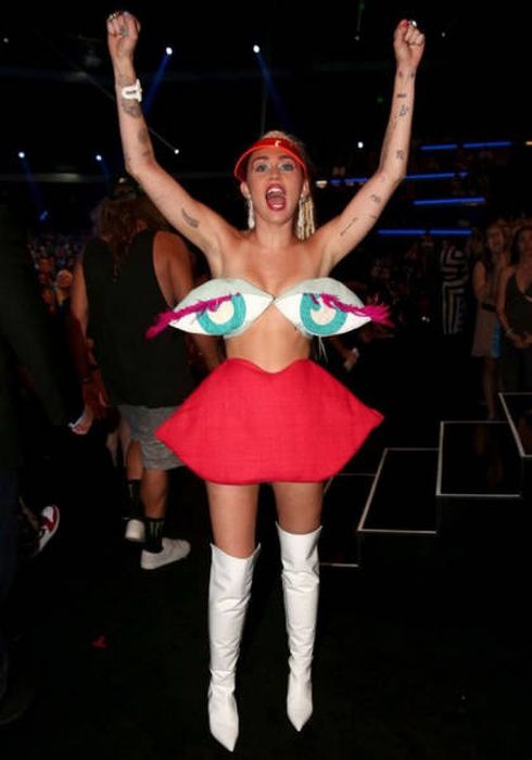 Девушки на любой вкус и цвет