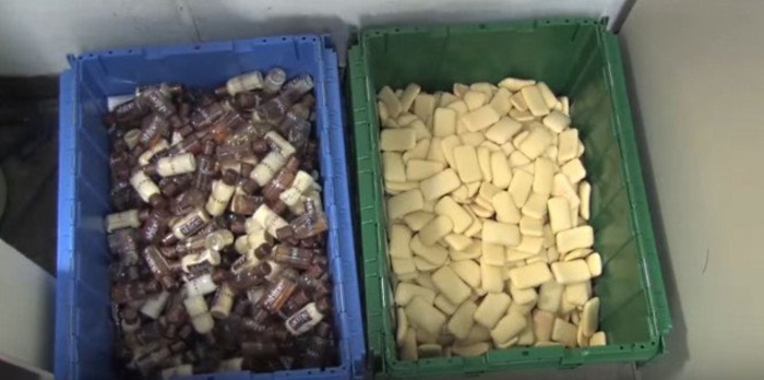 В отеле поставили камеры и увидели, ЧТО сделала горничная с мылом постояльцев!