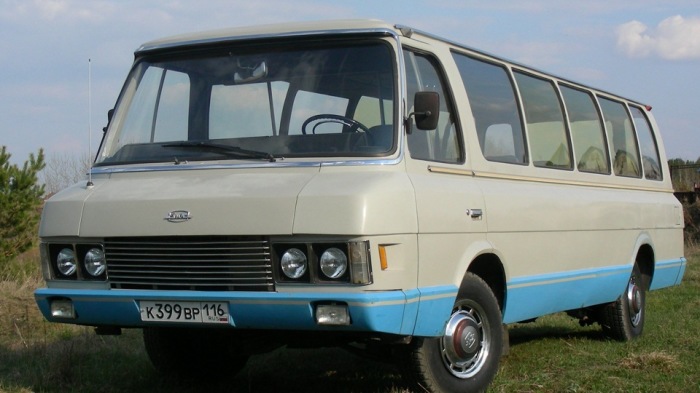 Владимир Жириновский и его автомобили Владимир Жириновский и его автомобили