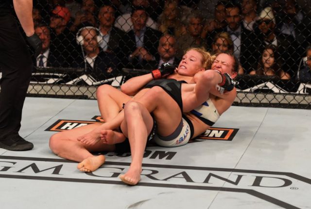 Самые известные девушки из UFC