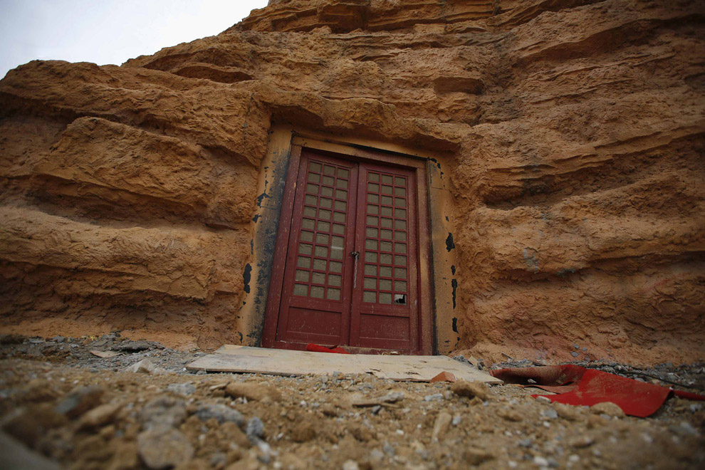 Китайские копии мировых достопримечательностей Китайские копии мировых достопримечательностей