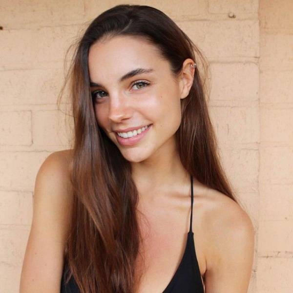 Девушки с естественной красотой