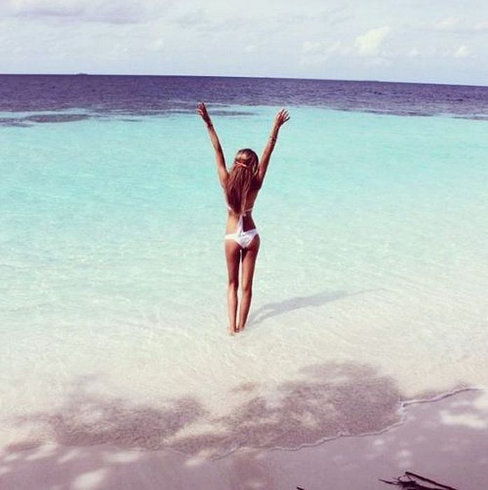 Девушки в бикини