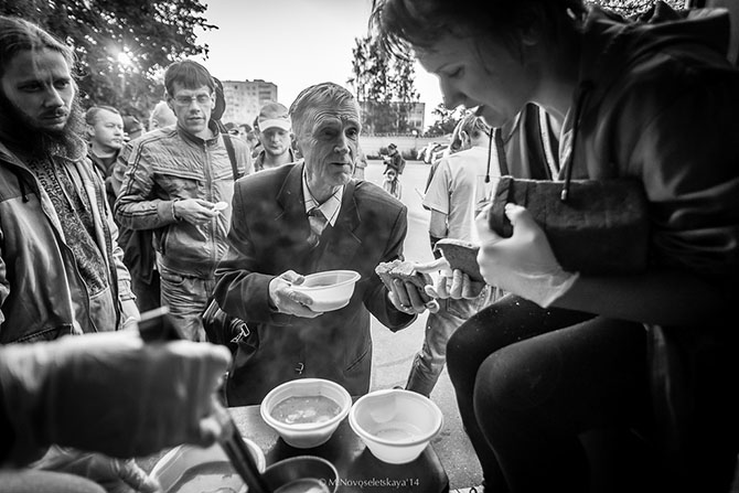 Другая жизнь. «Ночной автобус» (58 фото)