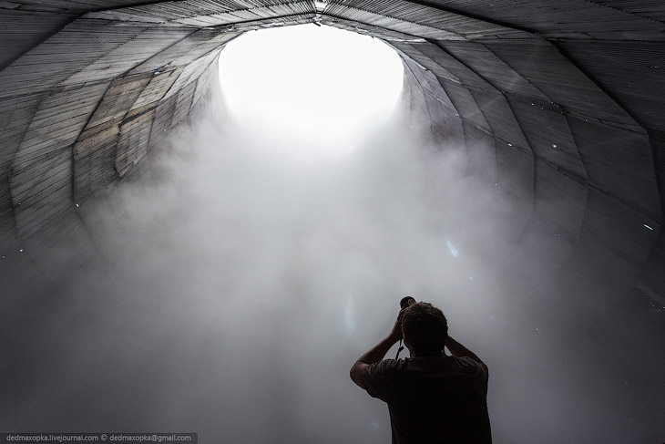 Градирни — огромные охлаждающие башни