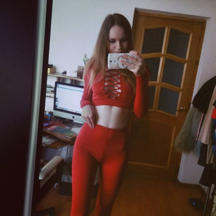 Девушки в облегающих штанишках