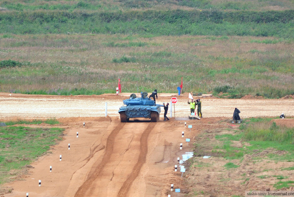 Танковый биатлон