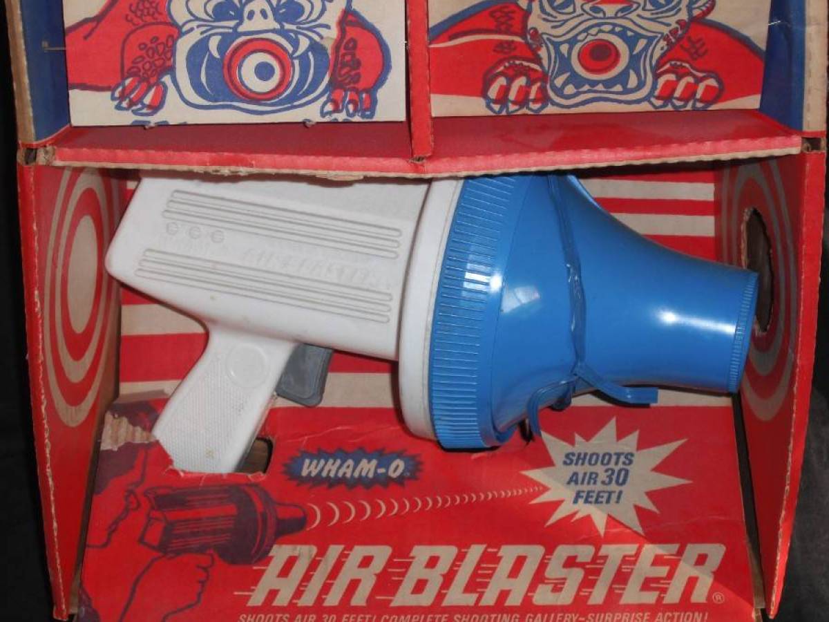 Опасные игрушки XX столетия