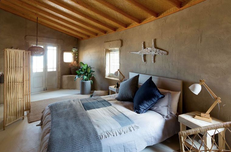 В австралийском городе Голд Кост открылся хостел из песка