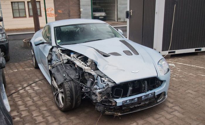 Аварии дорогих суперкаров (43 фото)