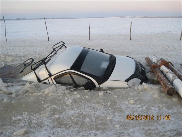Ледовая переправа (6 фото)