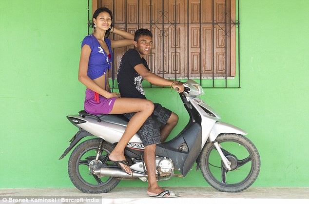 Самая высокая девушка-подросток (8 фото)