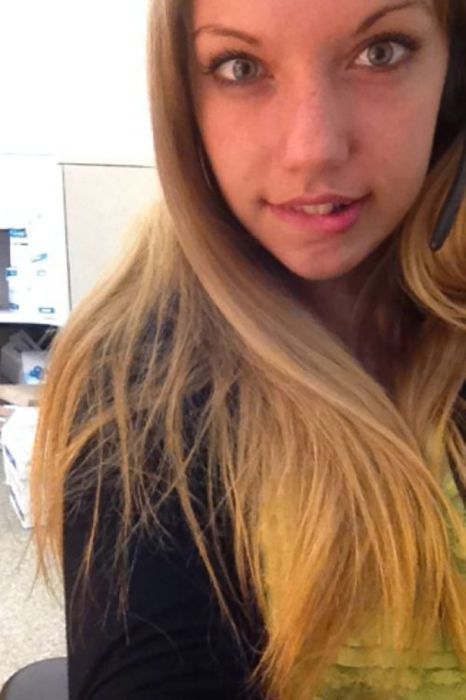 Девушки на работе