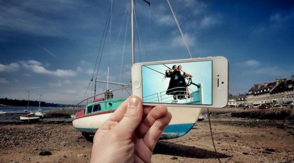 Фото с мобильника в реальной жизни от Francois Dourlen