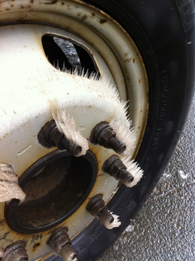 Тем временем в Канаде ...