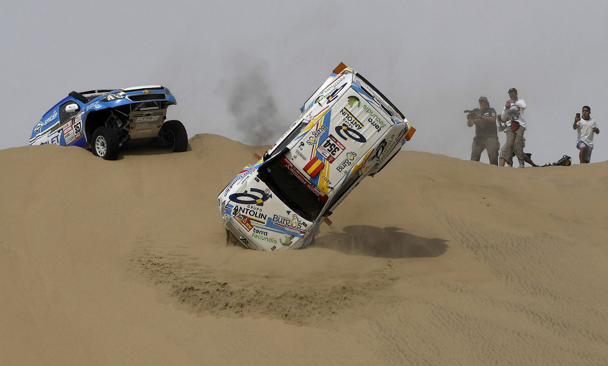 Зрелищное ралли Дакар 2018