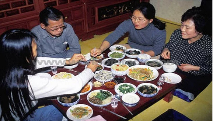 Ресторанные табу, знание которых позволит путешественнику не ударить в грязь лицом