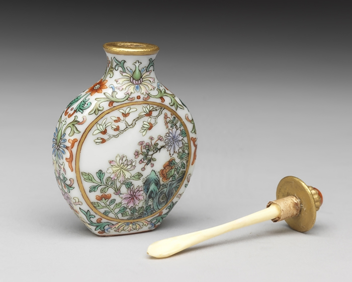 Очень странные аксессуары, которым больше нет места в нашем гардеробе Очень странные аксессуары, которым больше нет места в нашем гардеробе