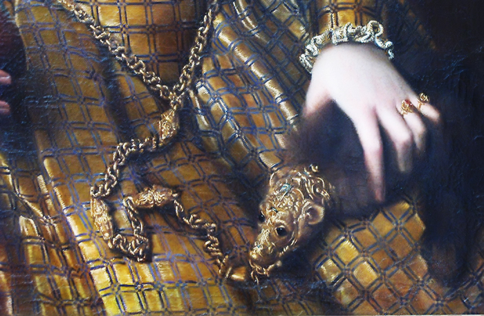 Очень странные аксессуары, которым больше нет места в нашем гардеробе Очень странные аксессуары, которым больше нет места в нашем гардеробе