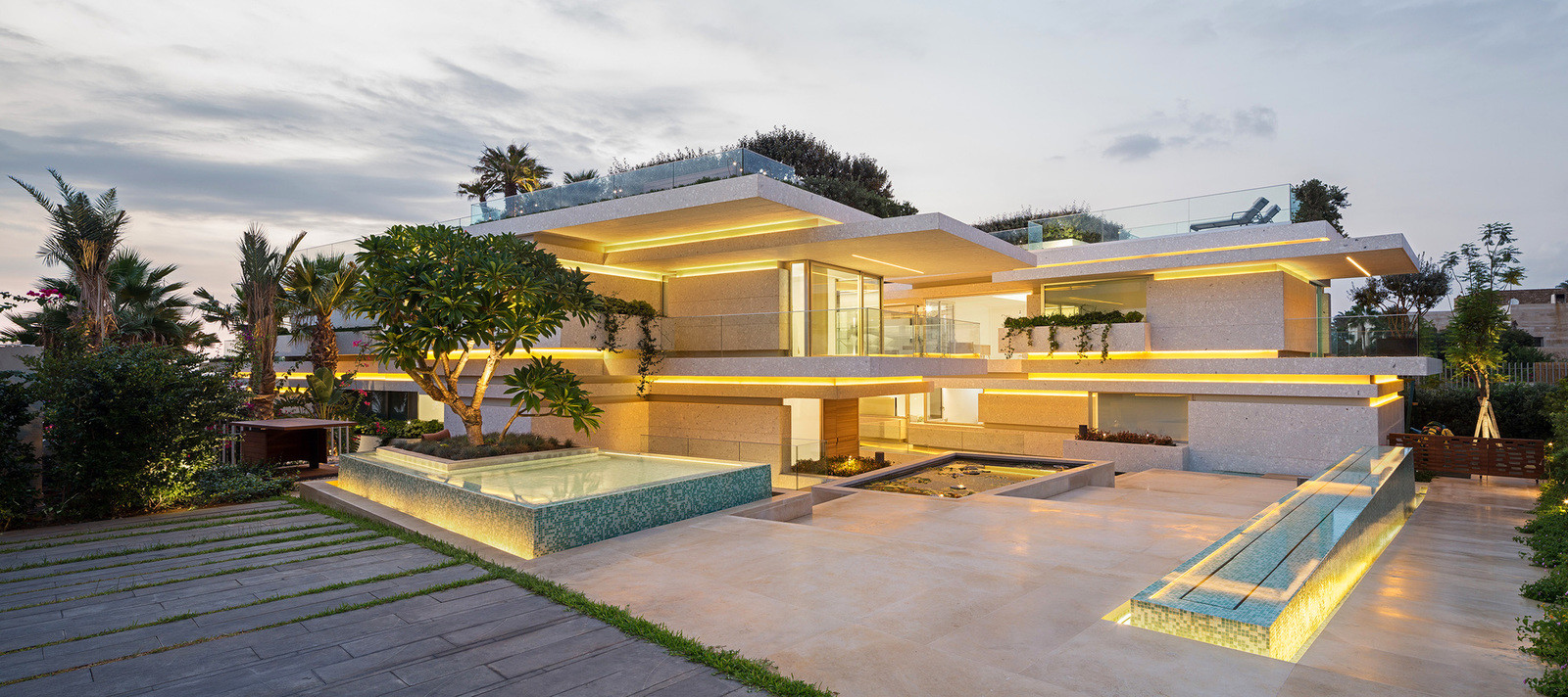 Интерьер роскошной виллы в Ливане Интерьер роскошной виллы в Ливане