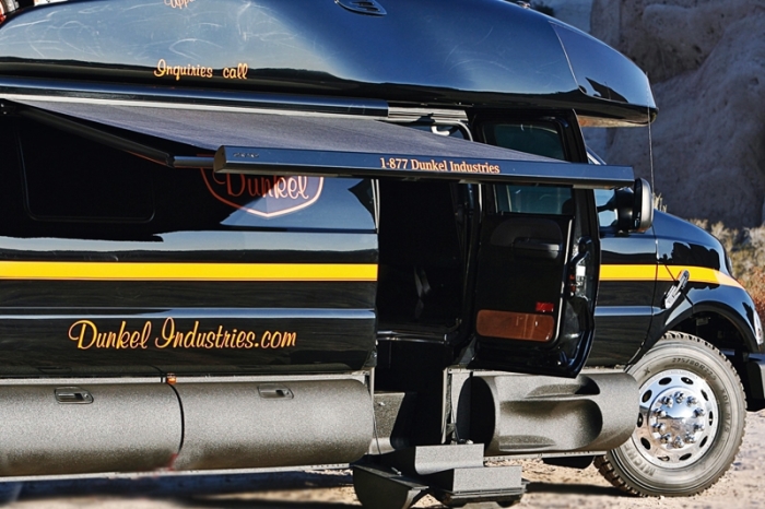 Мини-отель на колёсах от компании Ford