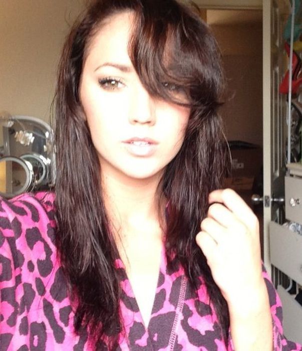 Девушки фотографируют себя