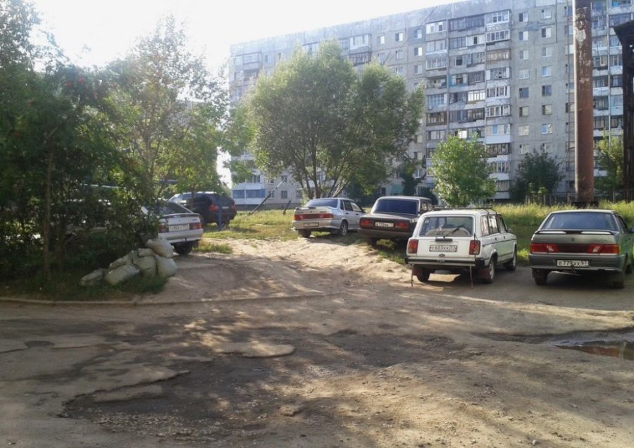 Я паркуюсь где хочу (27 фото)