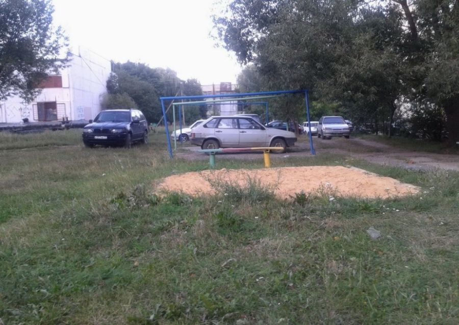 Я паркуюсь где хочу (27 фото)