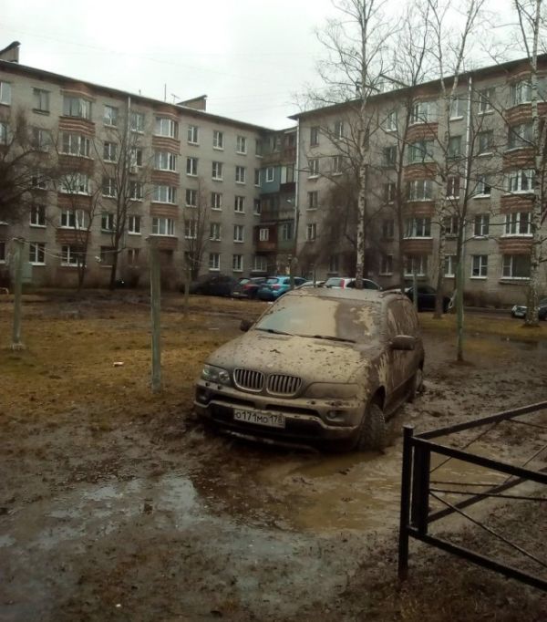 Карма настигла автохама на BMW X5